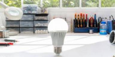 Menghidupkan Lagi Bohlam LED dengan Cara Sederhana
